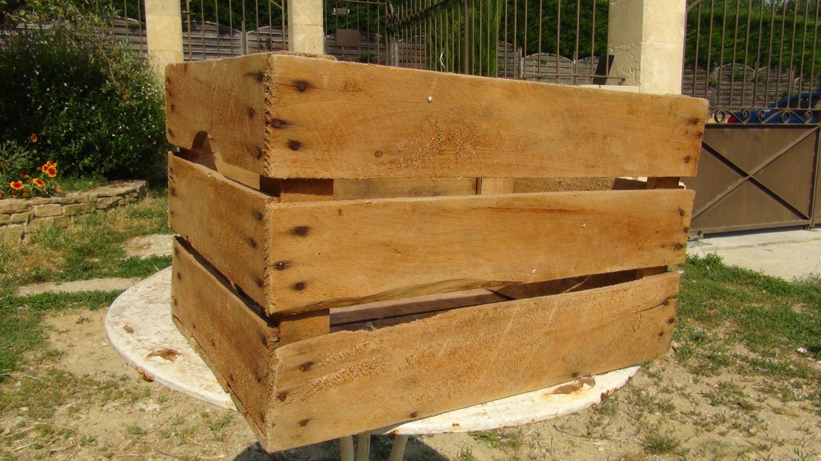 Caisse en bois ancienne à relooket